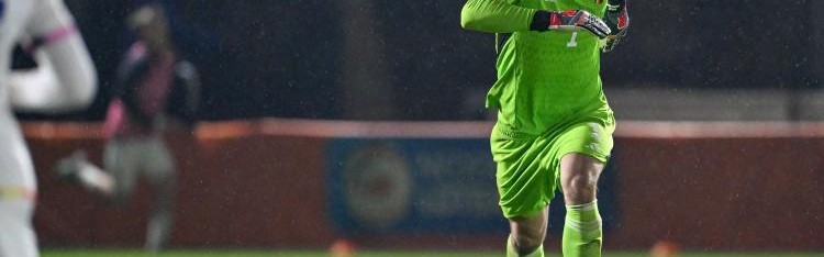 比利时官方：作为伤病预防措施，切尔西外租门将彭德斯退出集训