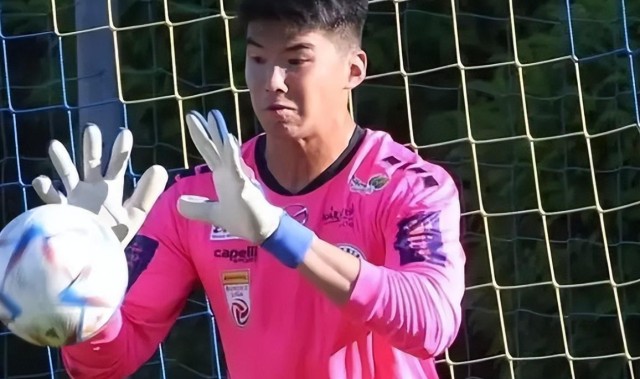 夏窗全部关闭 未来国足第一门将却突遭拜仁清洗 新赛季恐无球可踢